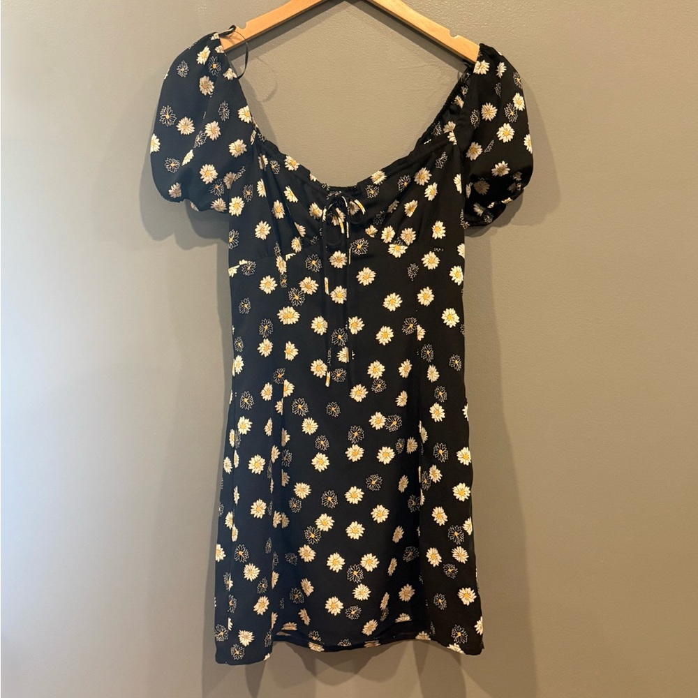 *NEW WITH TAGS* BP Women's XS Daisy Minidress